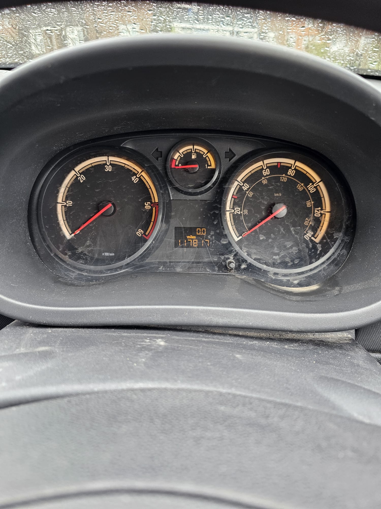 
								2013 Vauxhall Corsa Van full									