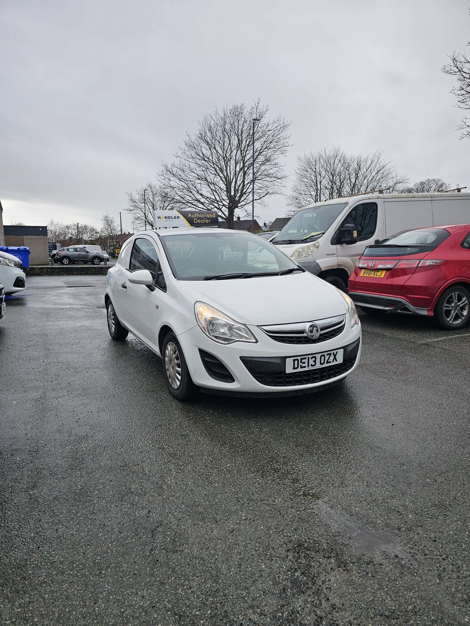 
								2013 Vauxhall Corsa Van full									