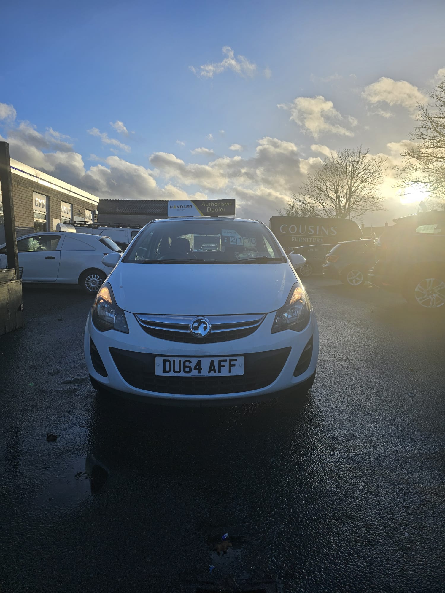 
								2014 Vauxhall Corsa full									