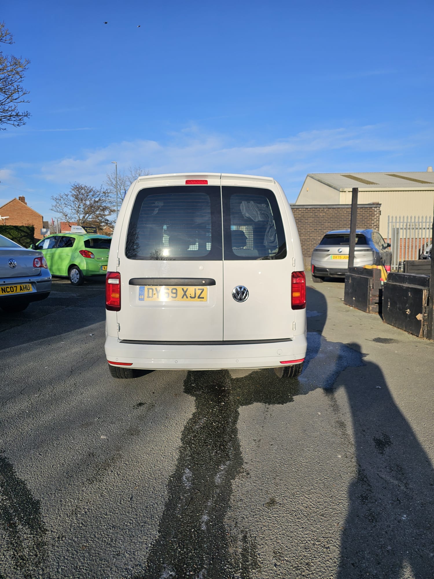
								2019 Volkswagen Caddy full									