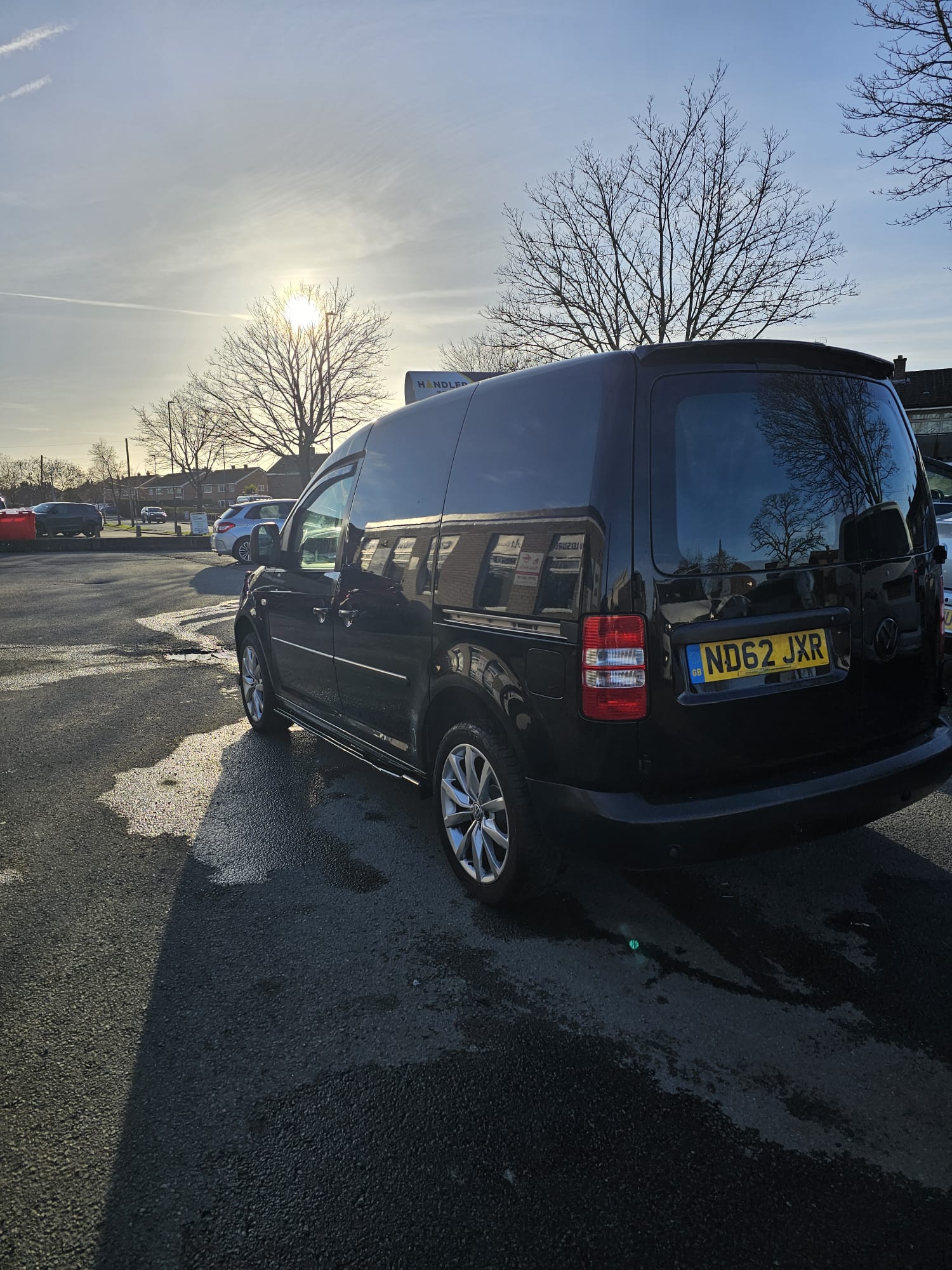 
								2012 Volkswagen Caddy full									