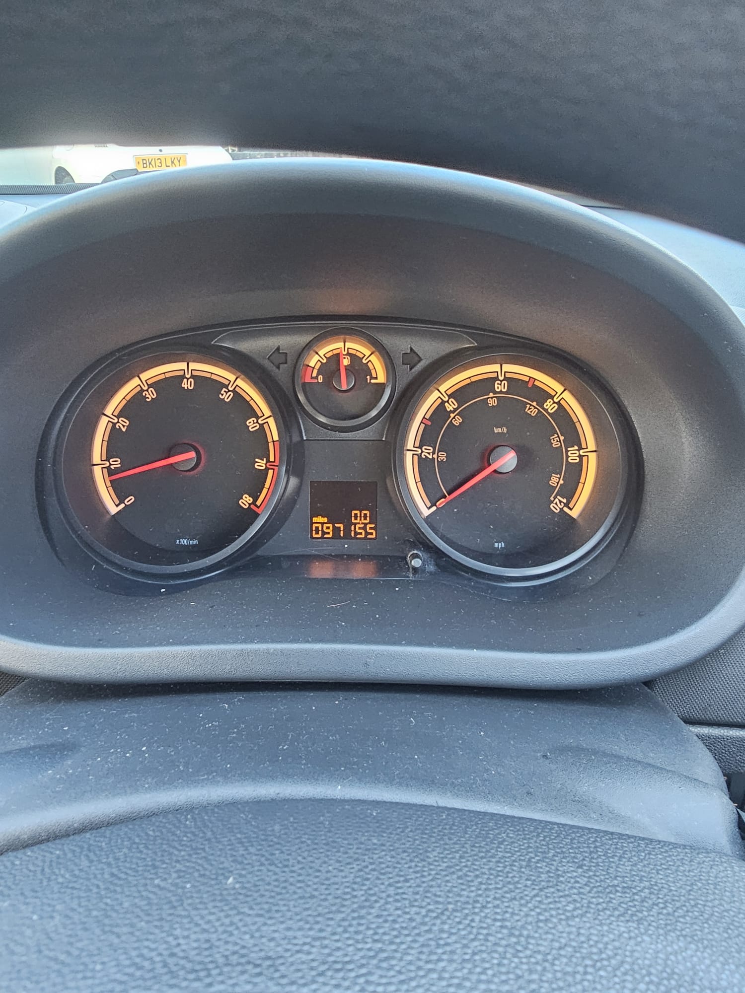 
								2014 Vauxhall Corsa full									