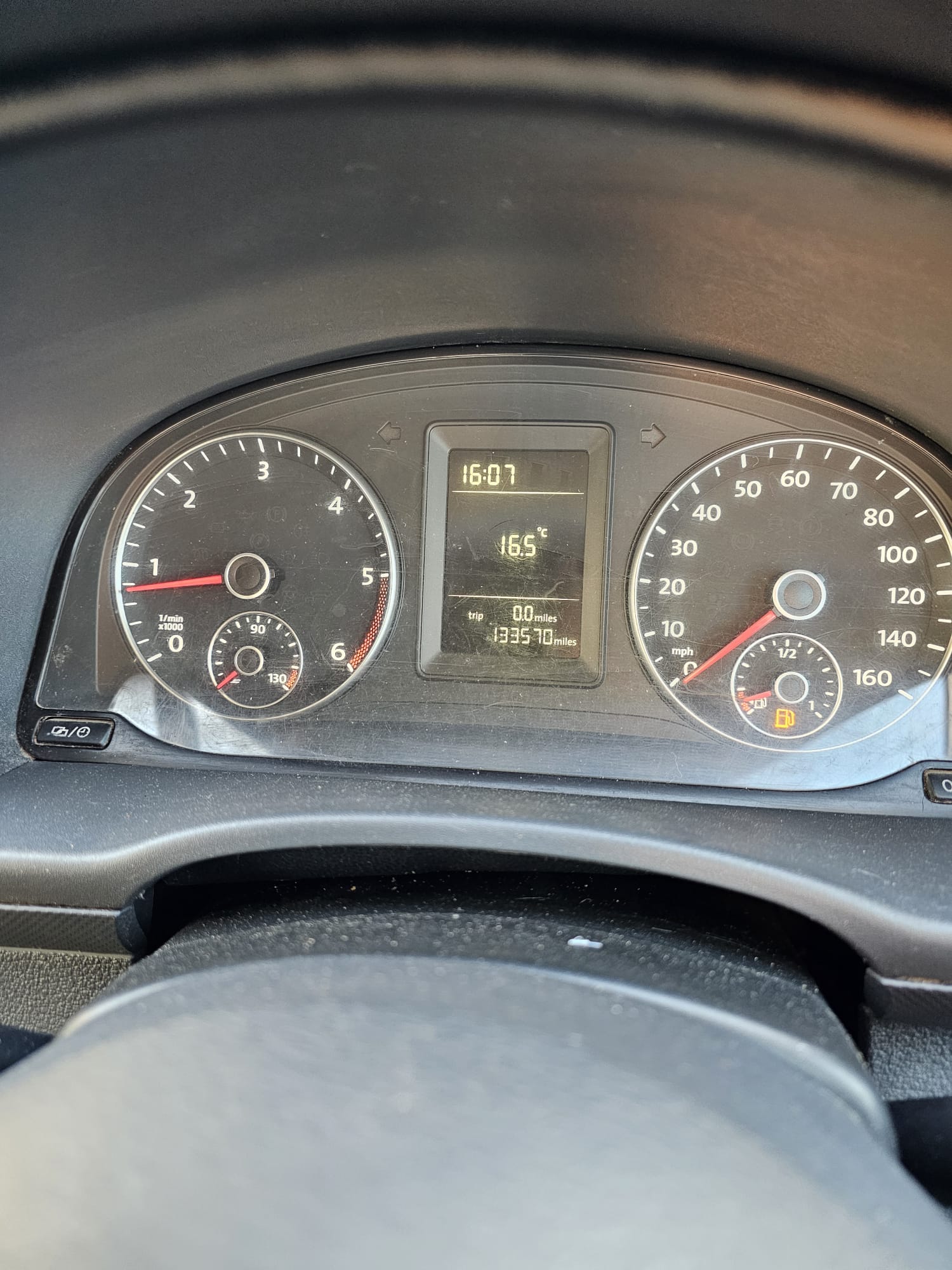 
								2012 Volkswagen Caddy full									