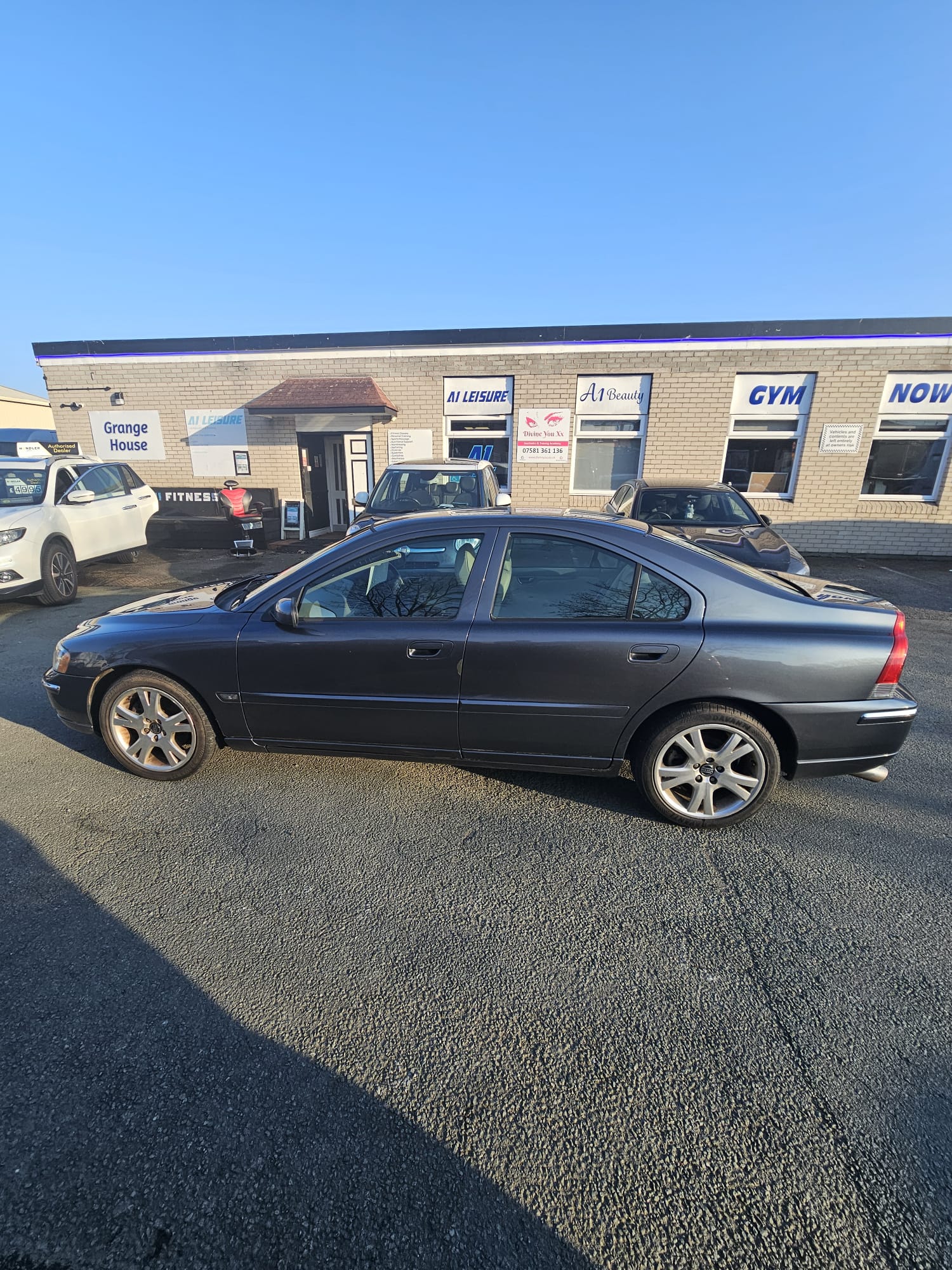 
								2006 Volvo S60 full									