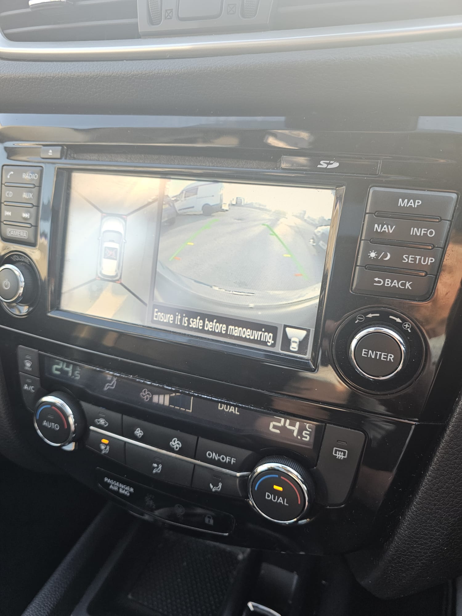 
								2015 Nissan X Trail full									